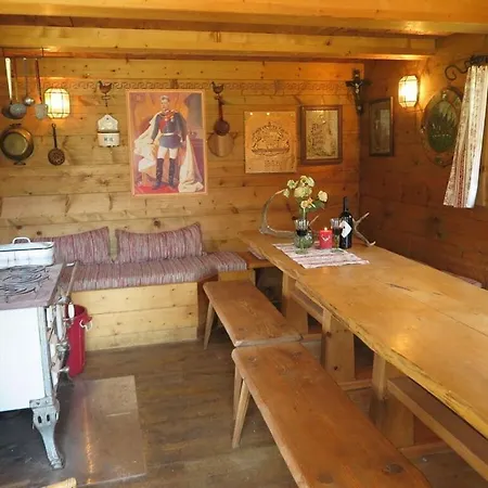 Nagelsmederij In Het Waldwinkel *